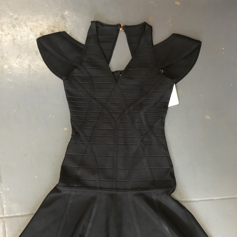 Sara Boo black one-piece dress